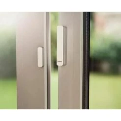 Bosch Smart Home - Kit De Démarrage Sécurité -Nuki Magasin contact de porte fentre bosch smart home 4 3472420 5 1140x1140 2